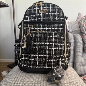 Itzy Ritzy Boss Plus with matching Paci pod charm- Kelly Tweed